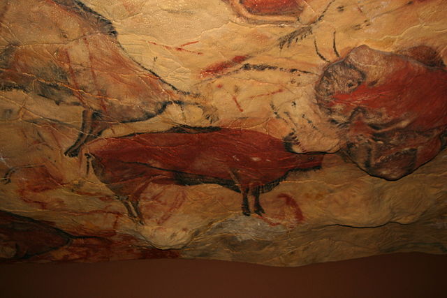 Bölényábrázolás reprodukciója az Altamira-barlangból (Spanyolország)